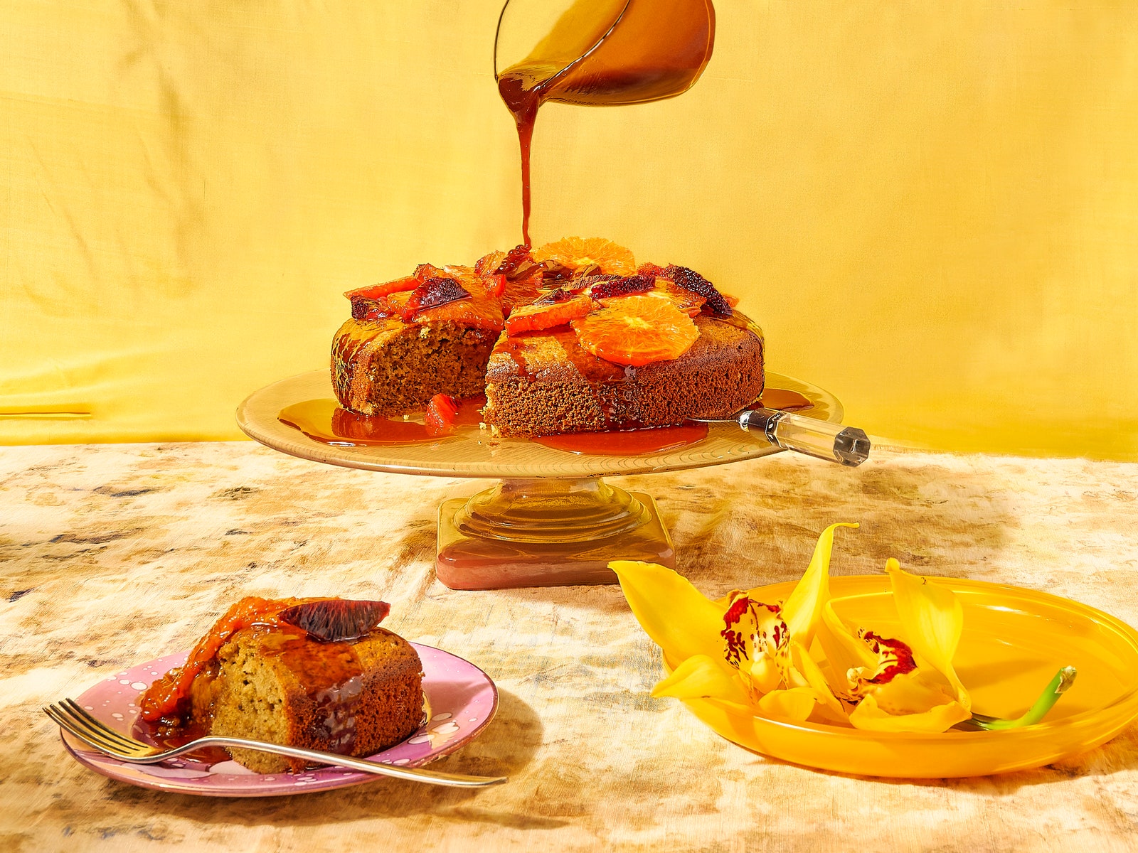37 Christmas Cakes That Shine Brighter Than the Tree